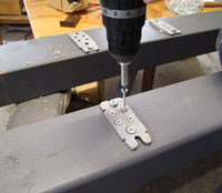 Pfostenverbinder montieren Pfostenverbinder montieren
