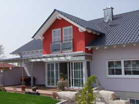 Terassendach micht easyWintergarten Terrassendach mit easyWintergarten. Durch den Selbstbau sparen Sie bares Geld.