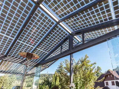 Feste Dachverglasung mit Solarglas